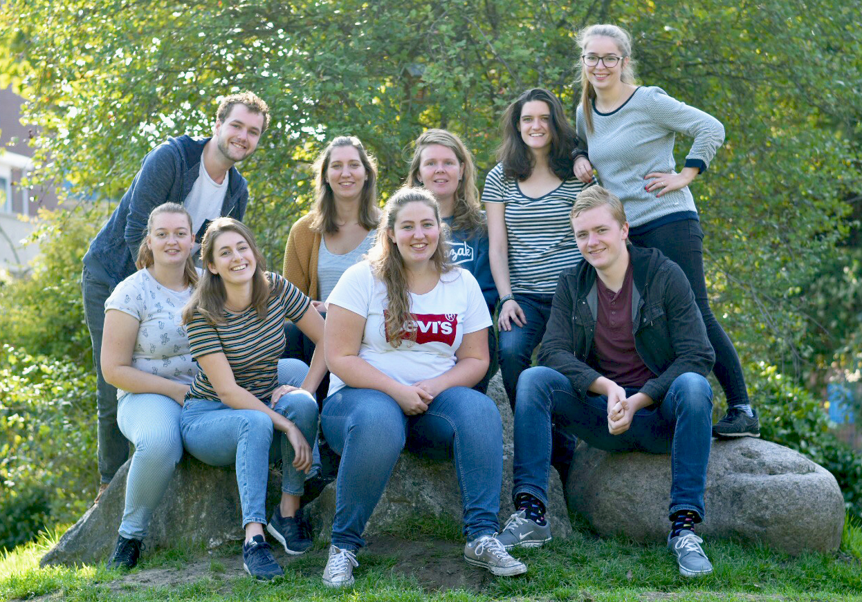 Bestuursfoto_1819